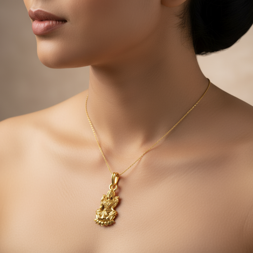 Laxmi pendant in elegant setting